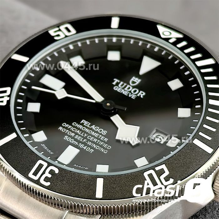 Часы  Tudor Black Bay  (24499)