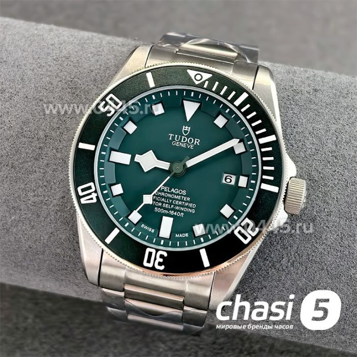 Часы  Tudor Black Bay  (24501)