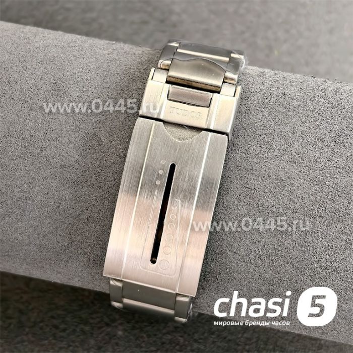 Часы  Tudor Black Bay  (24501)